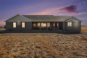 937 Snow Lake Ct, Watkins, CO 80137 - Photo 1