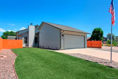 2800 Troxell Avenue, Longmont, CO 80503 - Photo 1