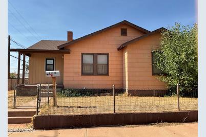 111 E Aspinwall Street, Winslow, AZ  - Photo 1