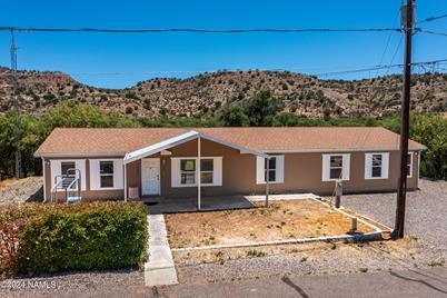 10915 Austin Circle, Cornville, AZ  - Photo 1