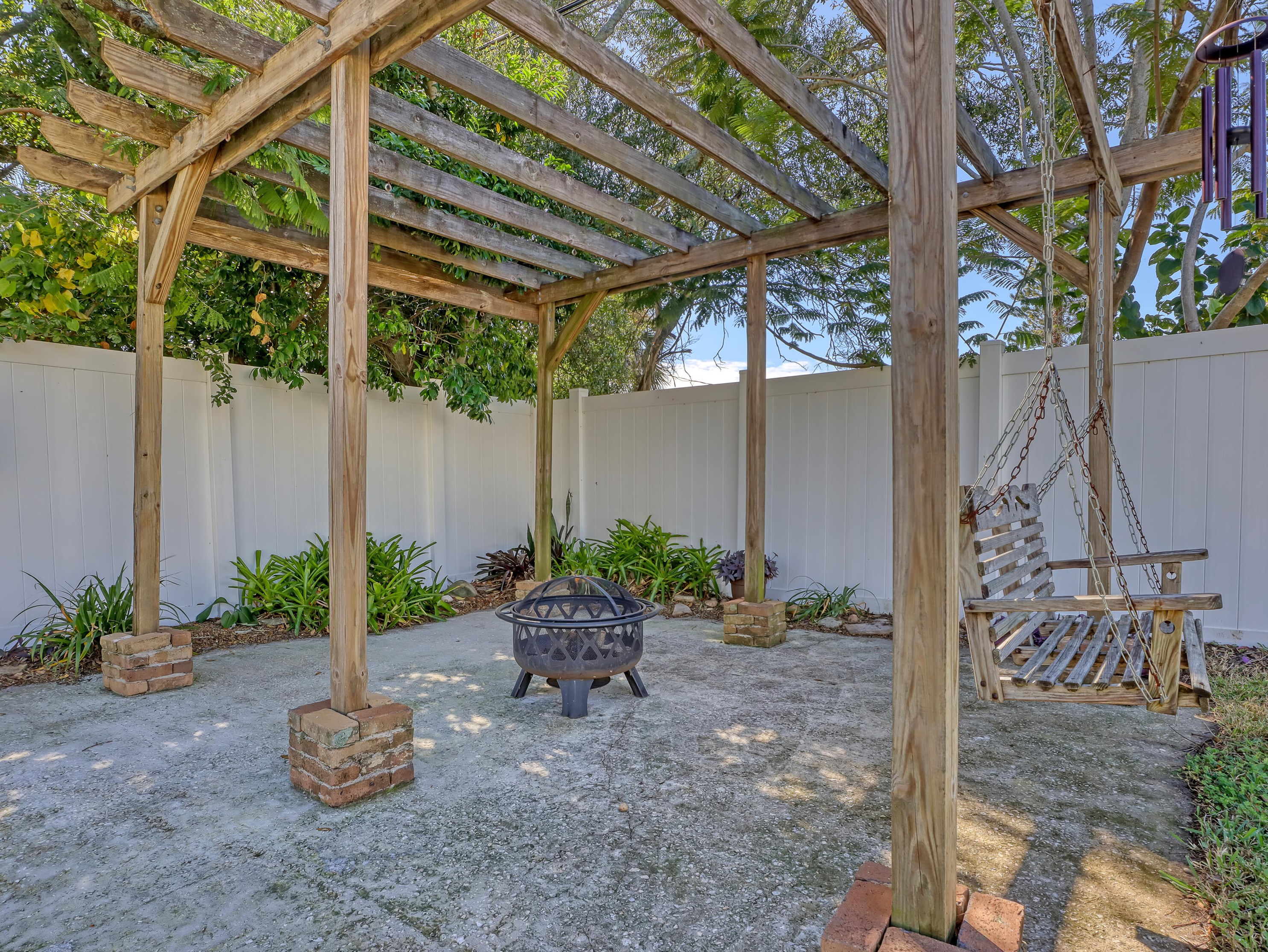 2439 King Richard Rd, Melbourne FL  32935-2930 exterior