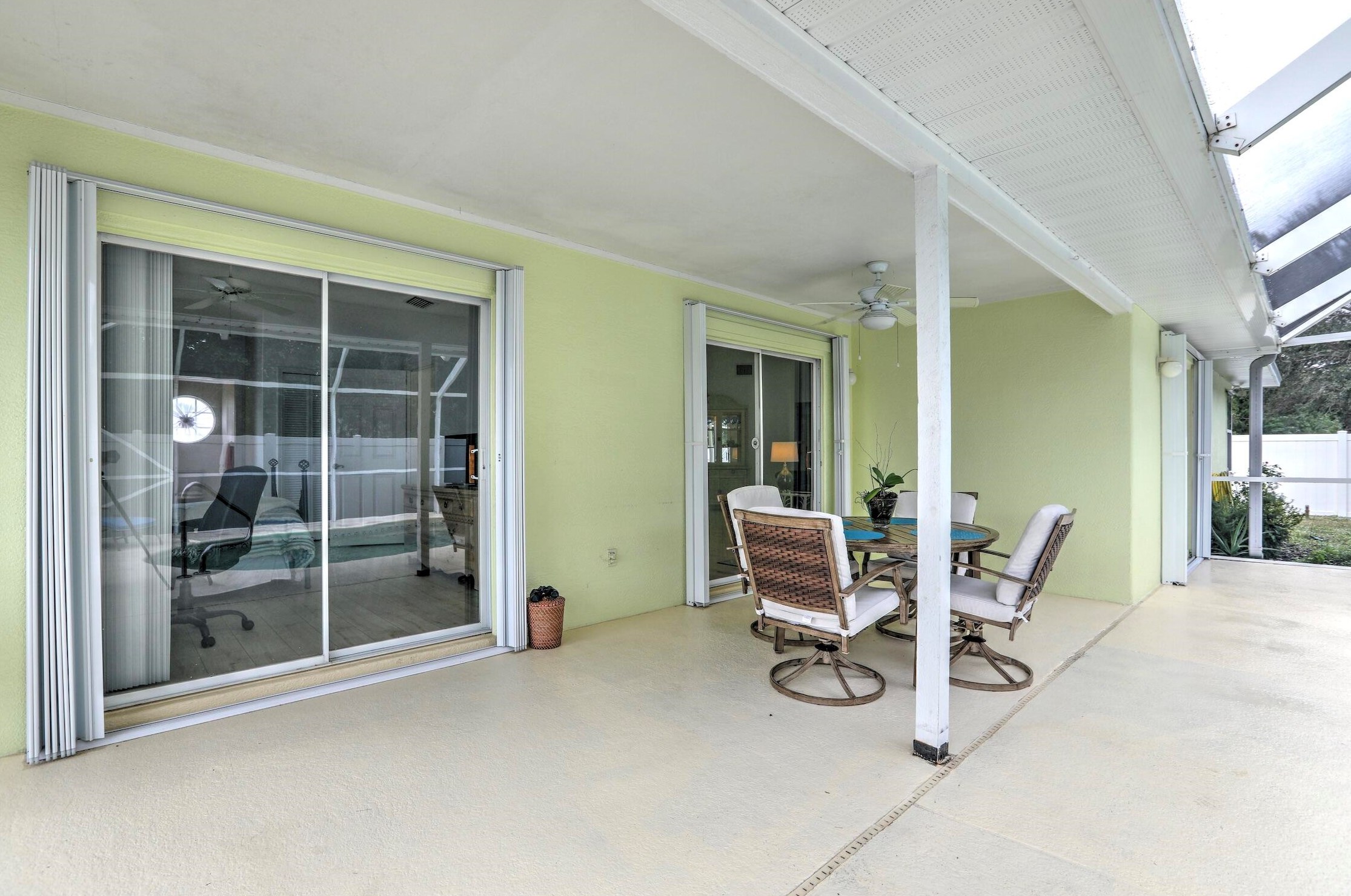 406 Perch Ln, Sebastian FL  32958-5506 exterior
