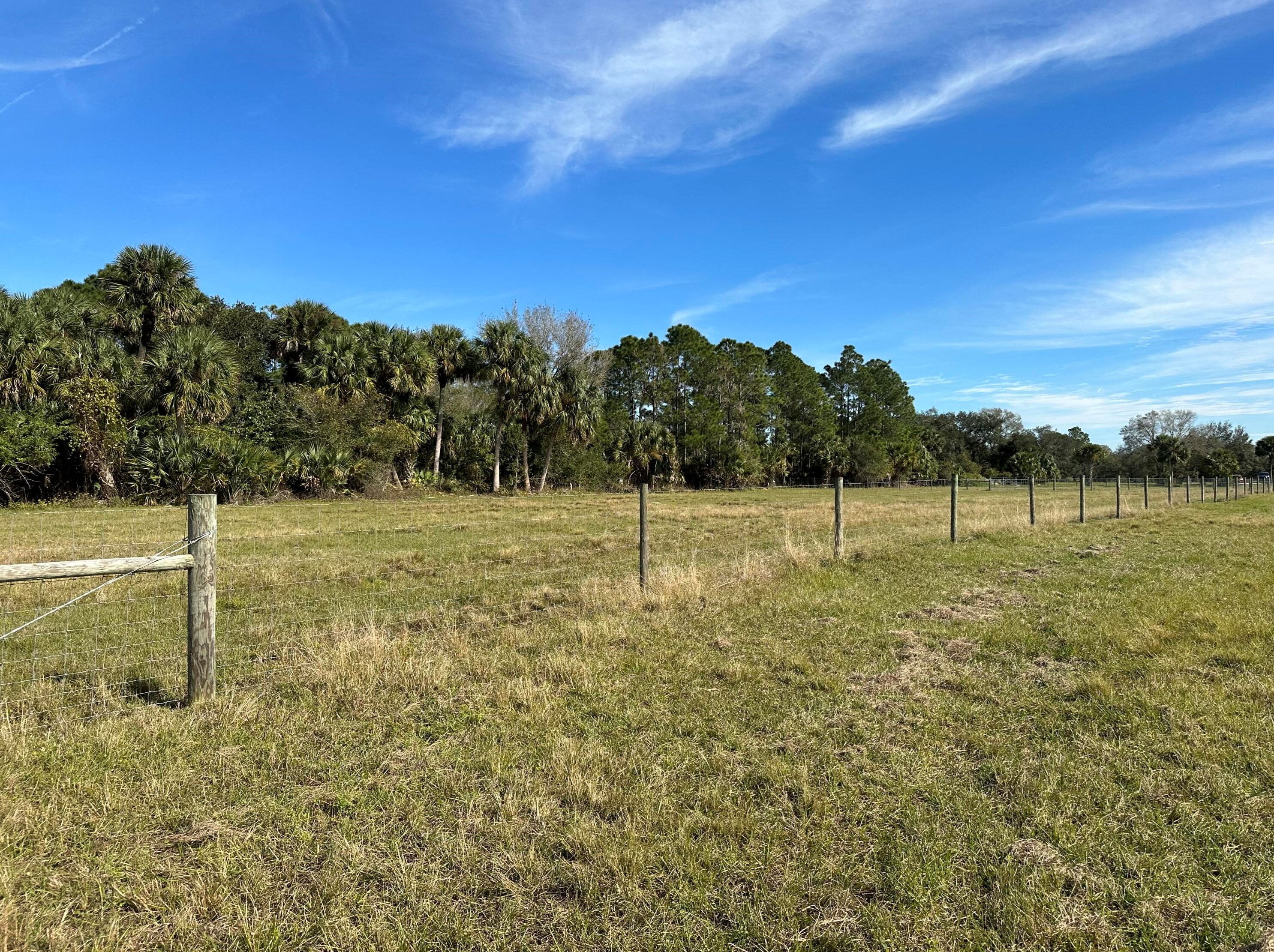 14155 103 St, Fellsmere FL  32948 exterior