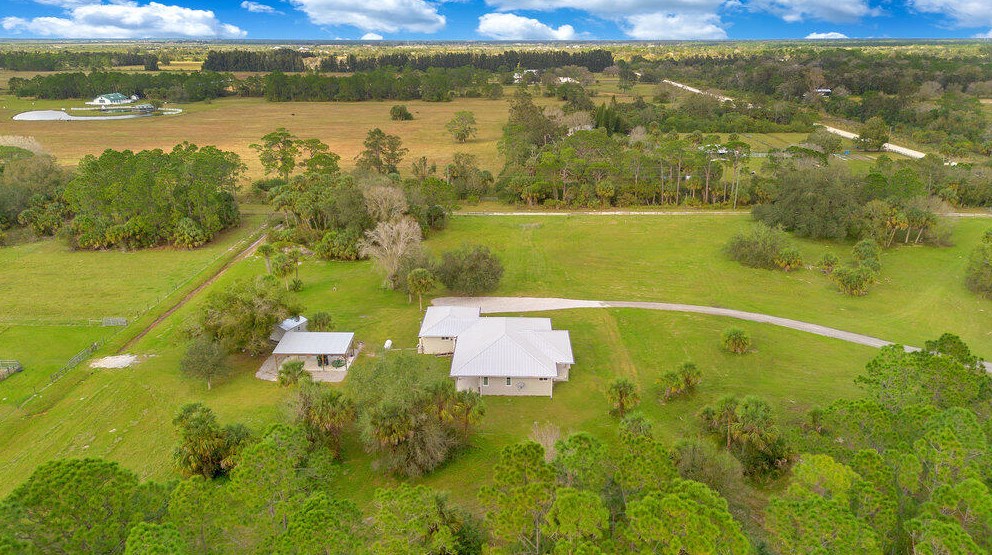 14155 103 St, Fellsmere FL  32948 exterior