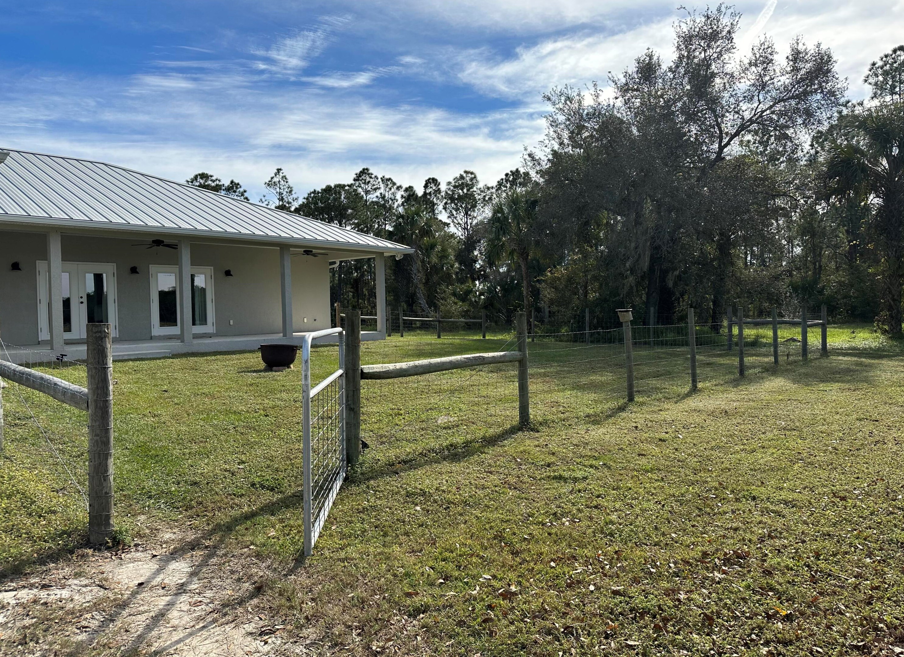 14155 103 St, Fellsmere FL  32948 exterior