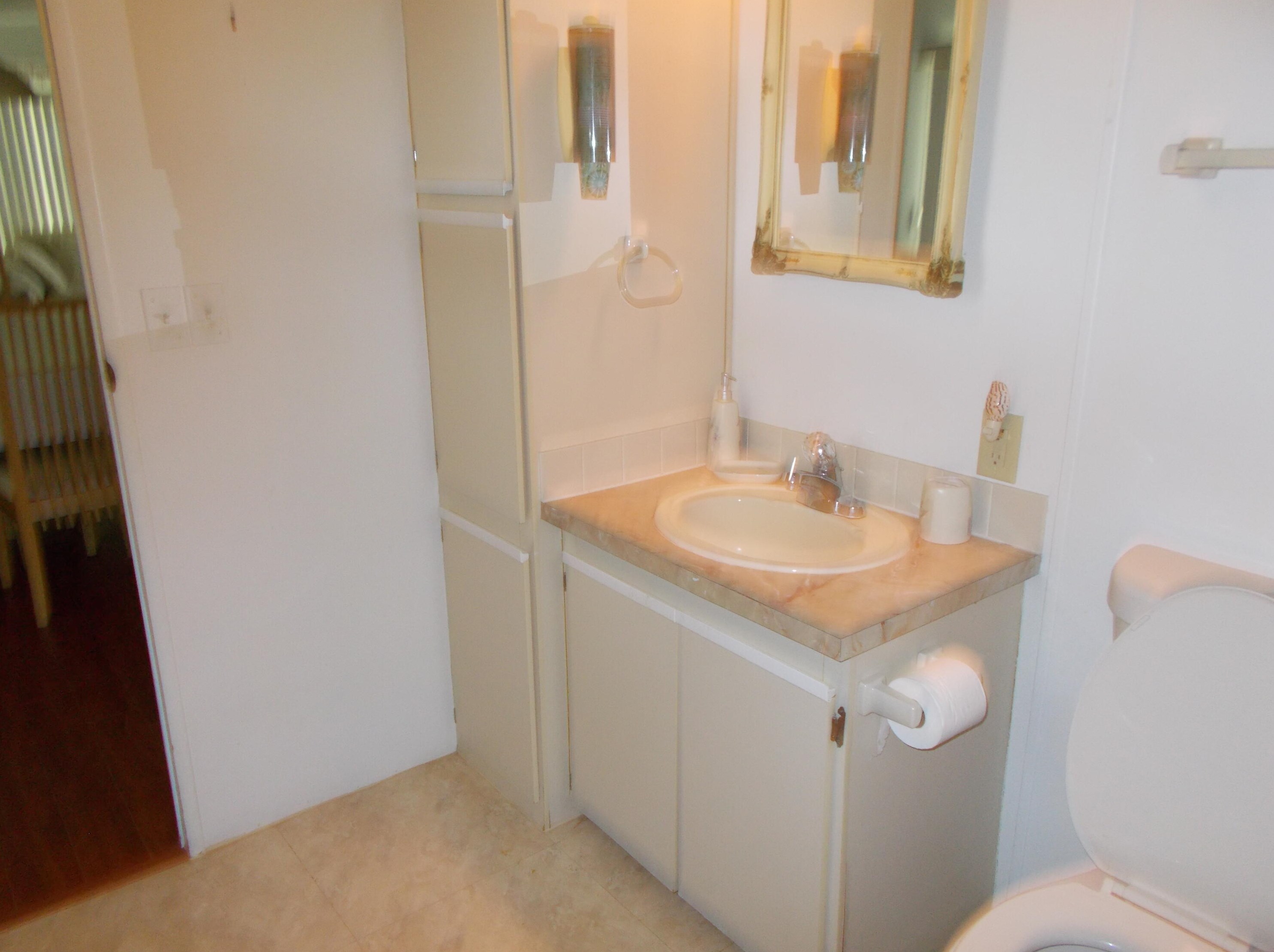 655 Marlin Cir, Sebastian FL  32976-2405 exterior