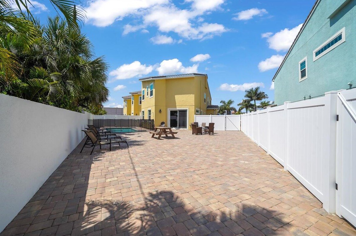 150 Mediterranean Way, Melbourne FL  32937-4249 exterior