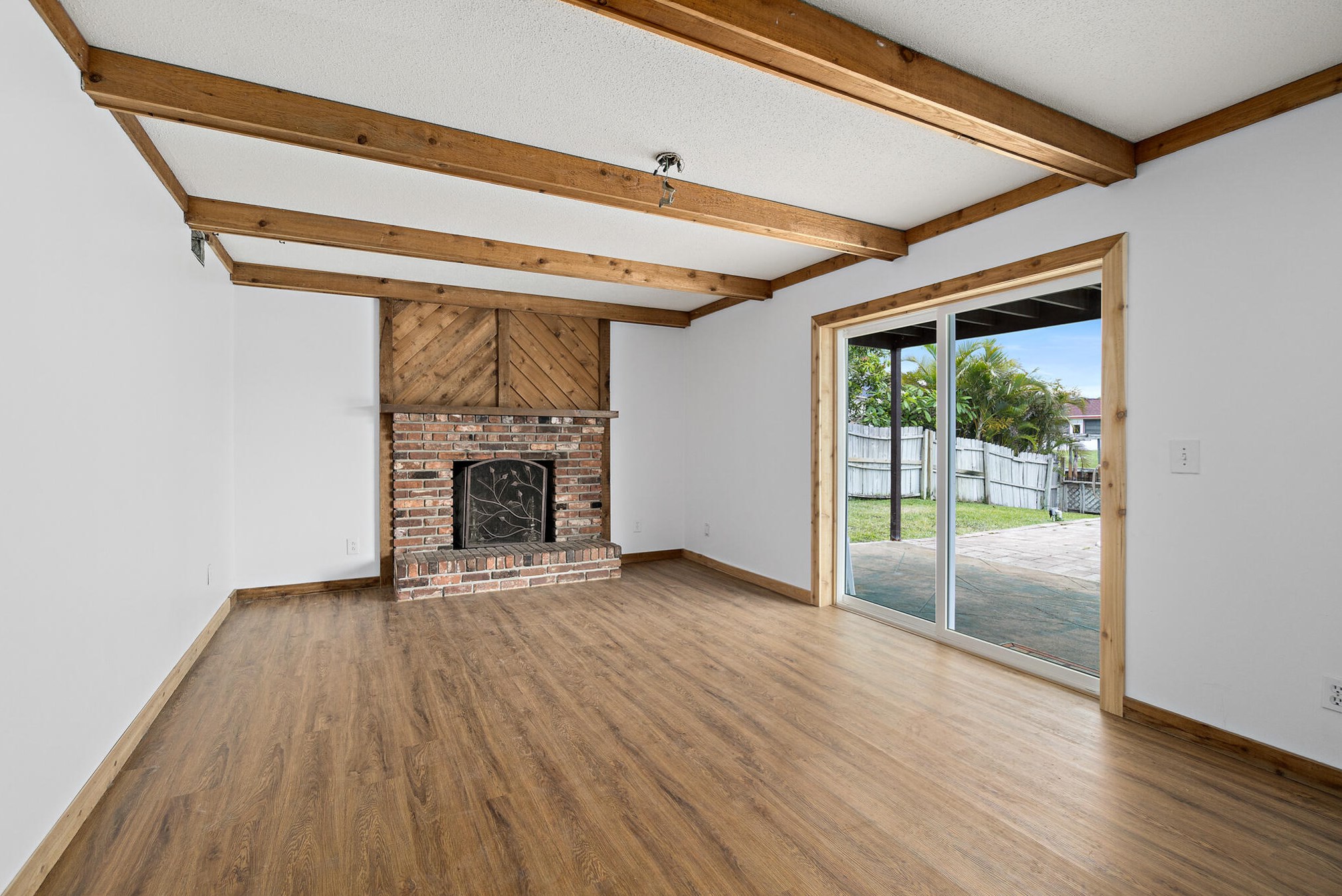 1500 Central Ave, Merritt Island FL 32952-5676 exterior