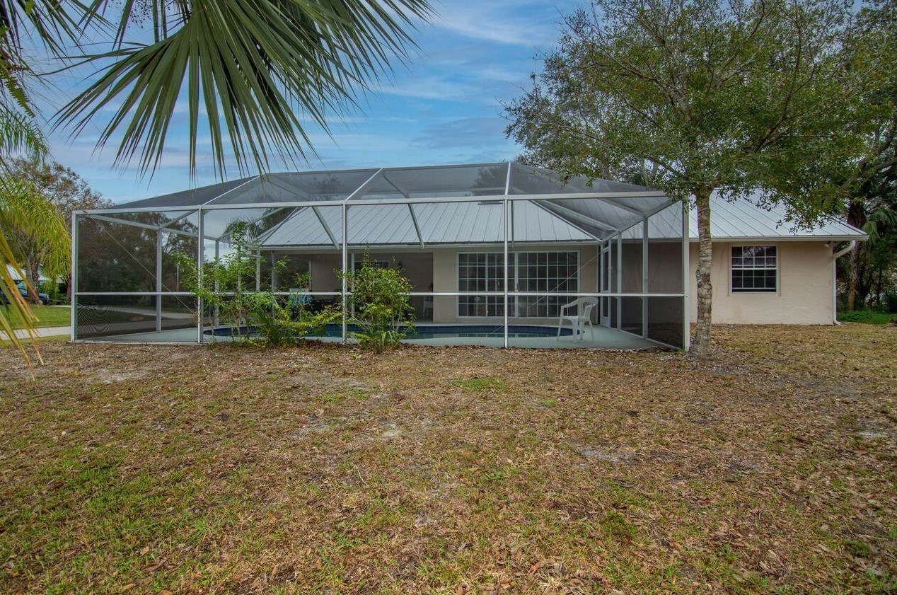 1501 Quatrain Ln, Sebastian FL  32958-6530 exterior