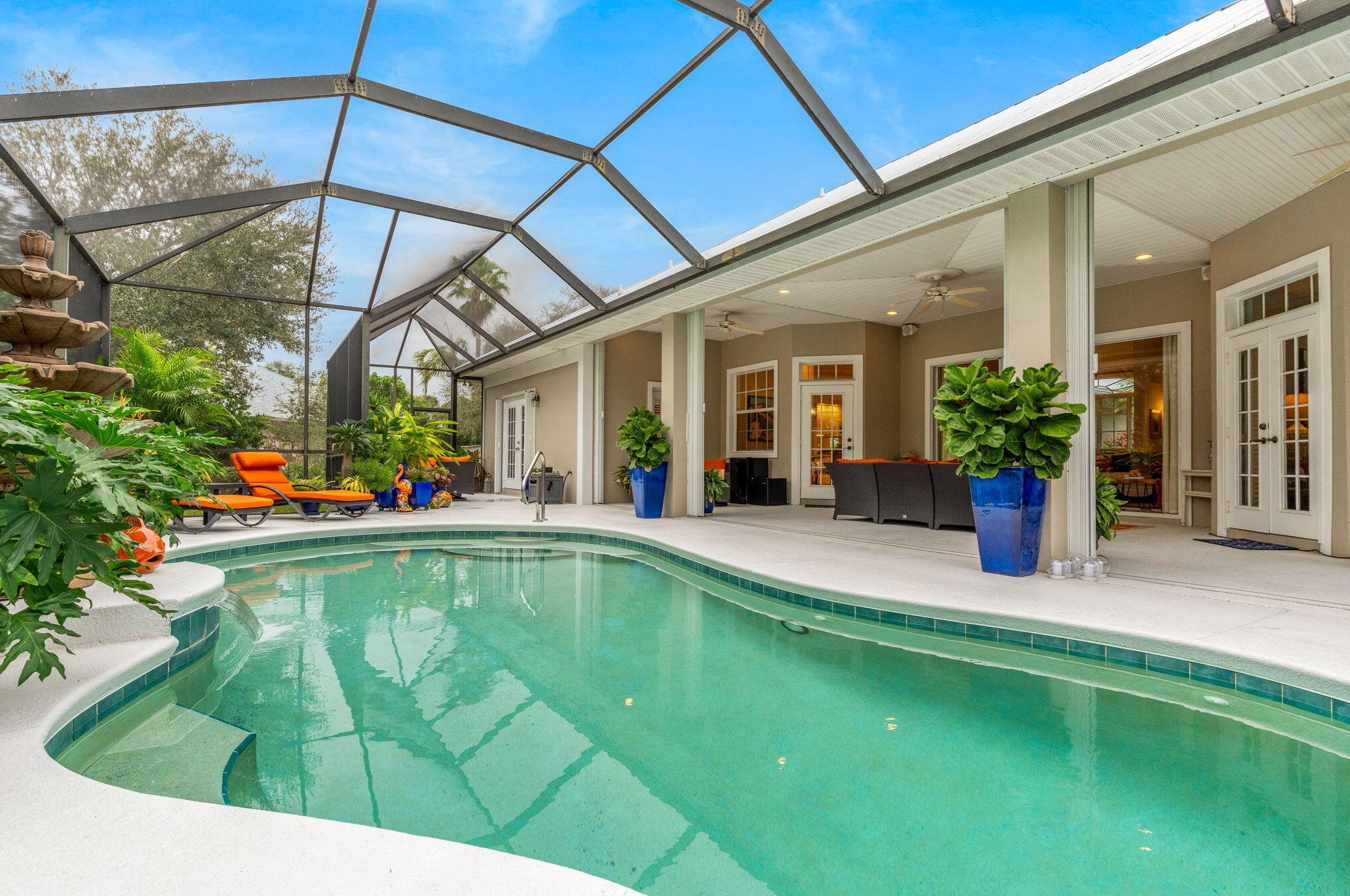 81 Cache Cay Dr, Vero Beach FL 32963-1211 exterior