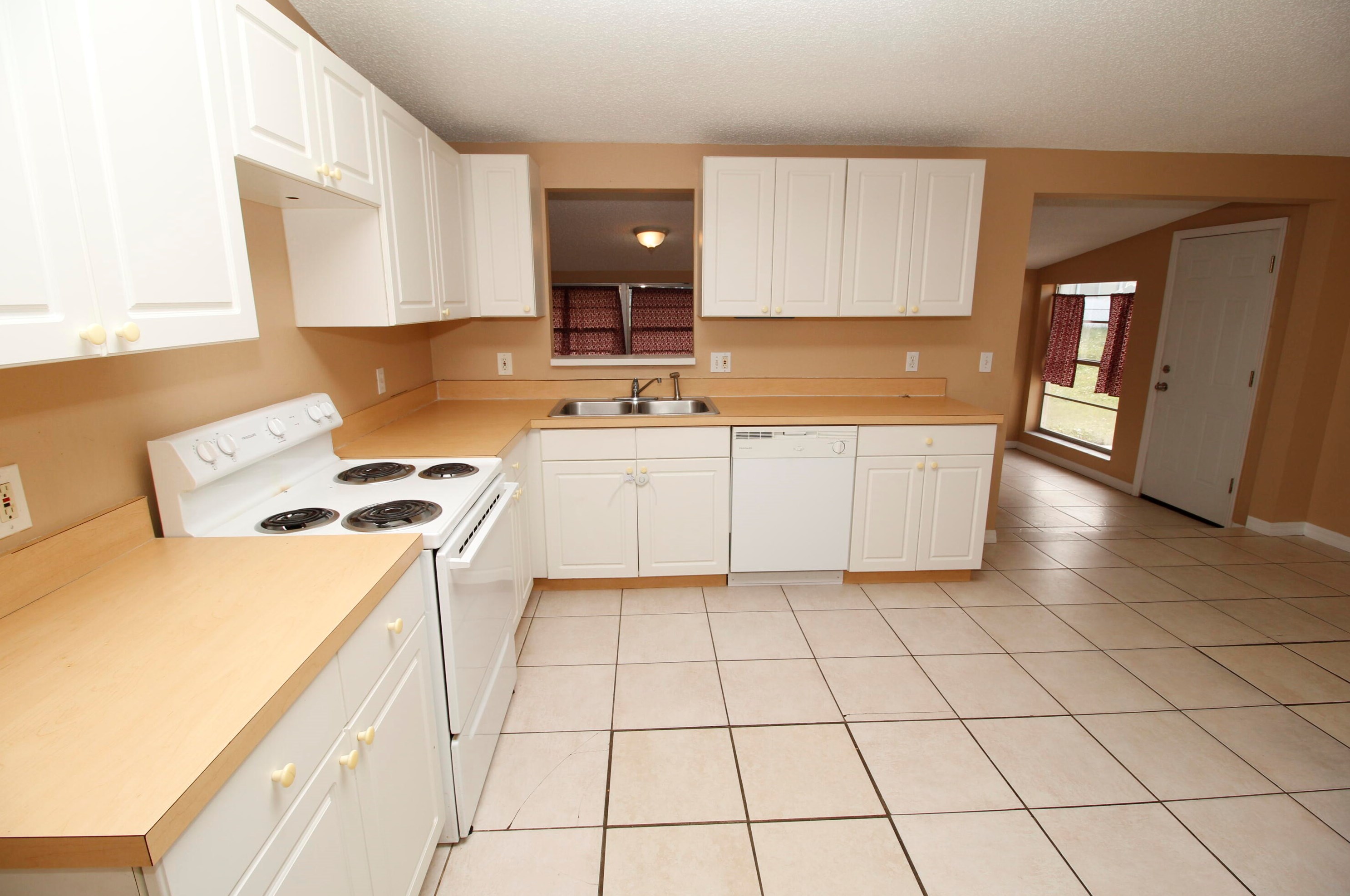 1161 Daytona Dr, Melbourne FL  32905-4936 exterior