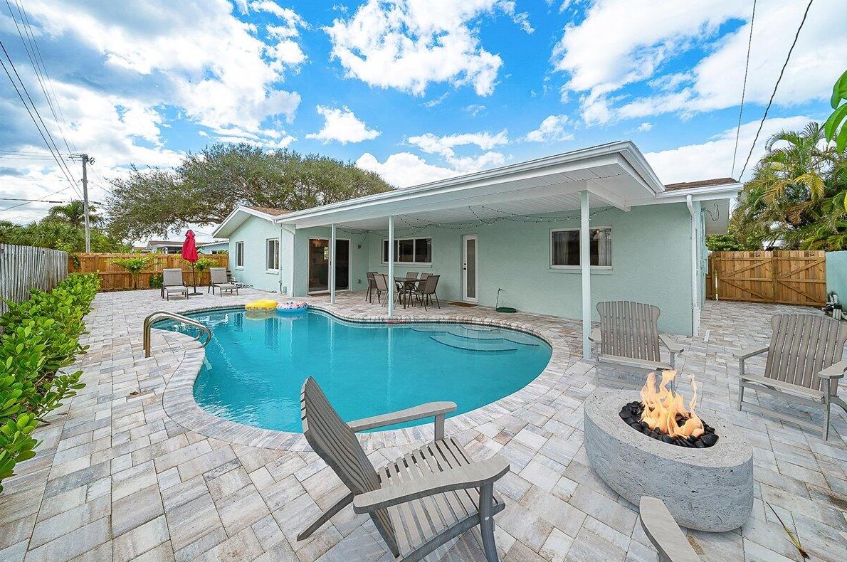 123 Marion St, Melbourne FL 32937-4147 exterior