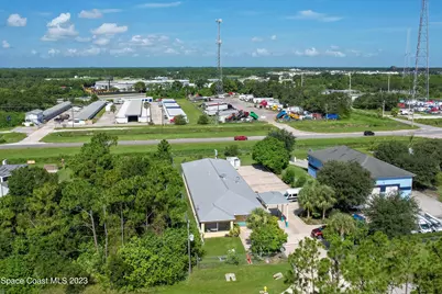 422 Martin Road SE, Palm Bay, FL 32909 - Photo 5