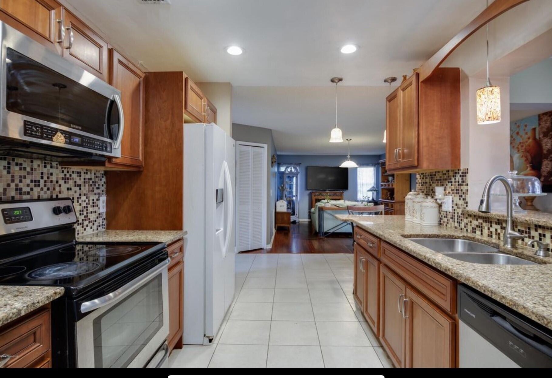 1673 Glendale Ave, Melbourne FL  32907-8608 exterior