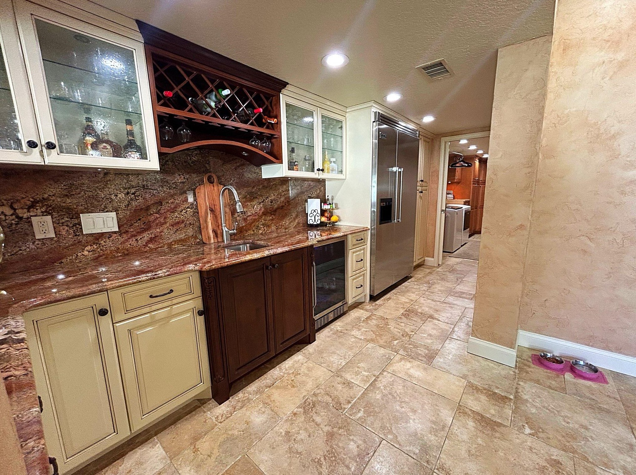 3 Cedar St, Daytona Beach FL  32127-6416 exterior
