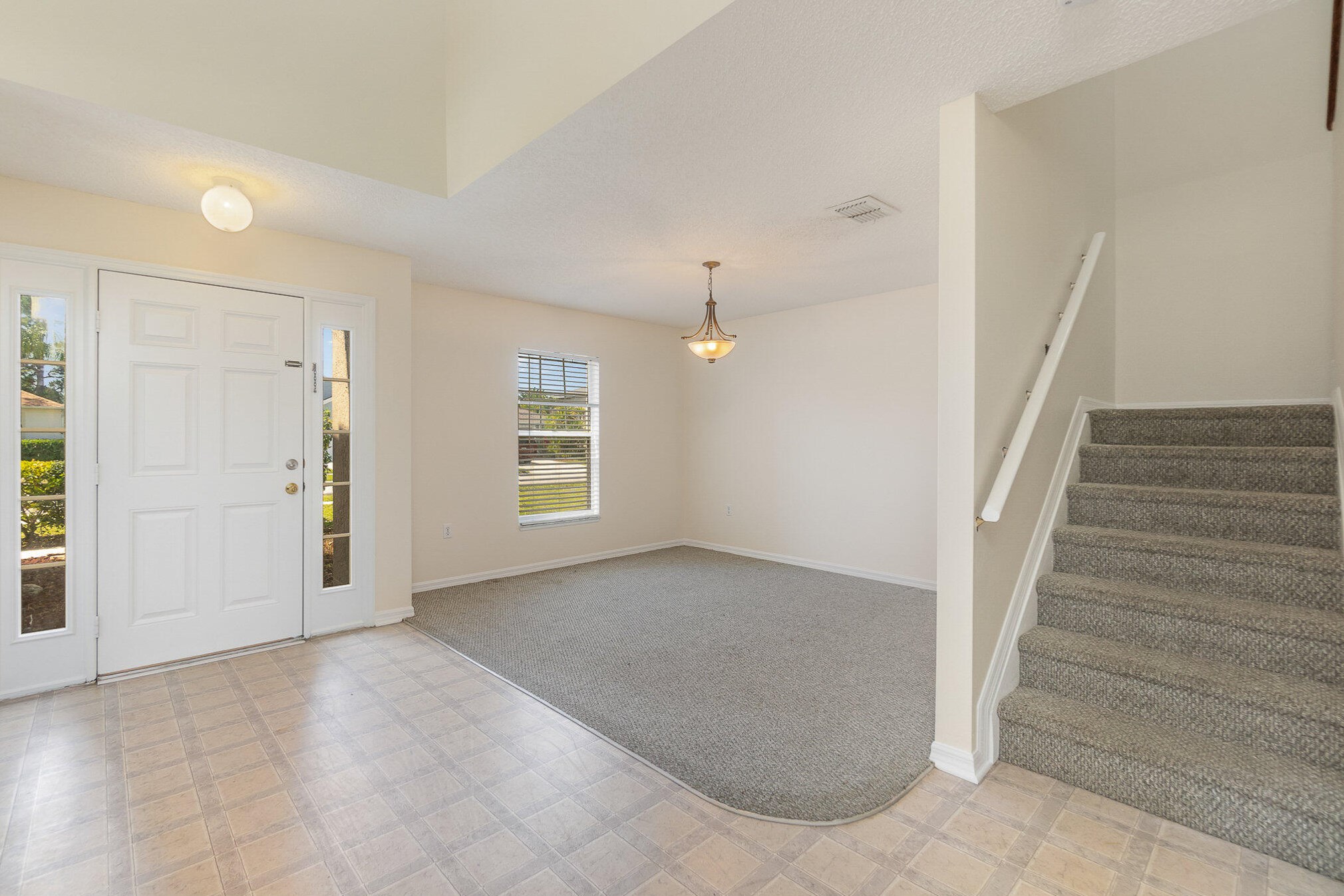 1749 Las Palmos Dr, Melbourne FL 32908-1122 exterior