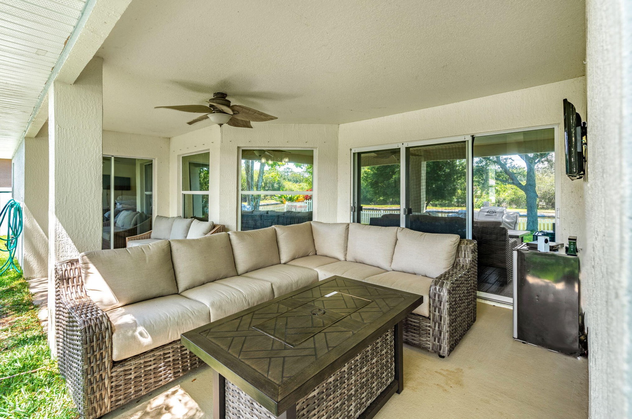 2625 Tuscarora Ct, Melbourne FL 32904-8092 exterior