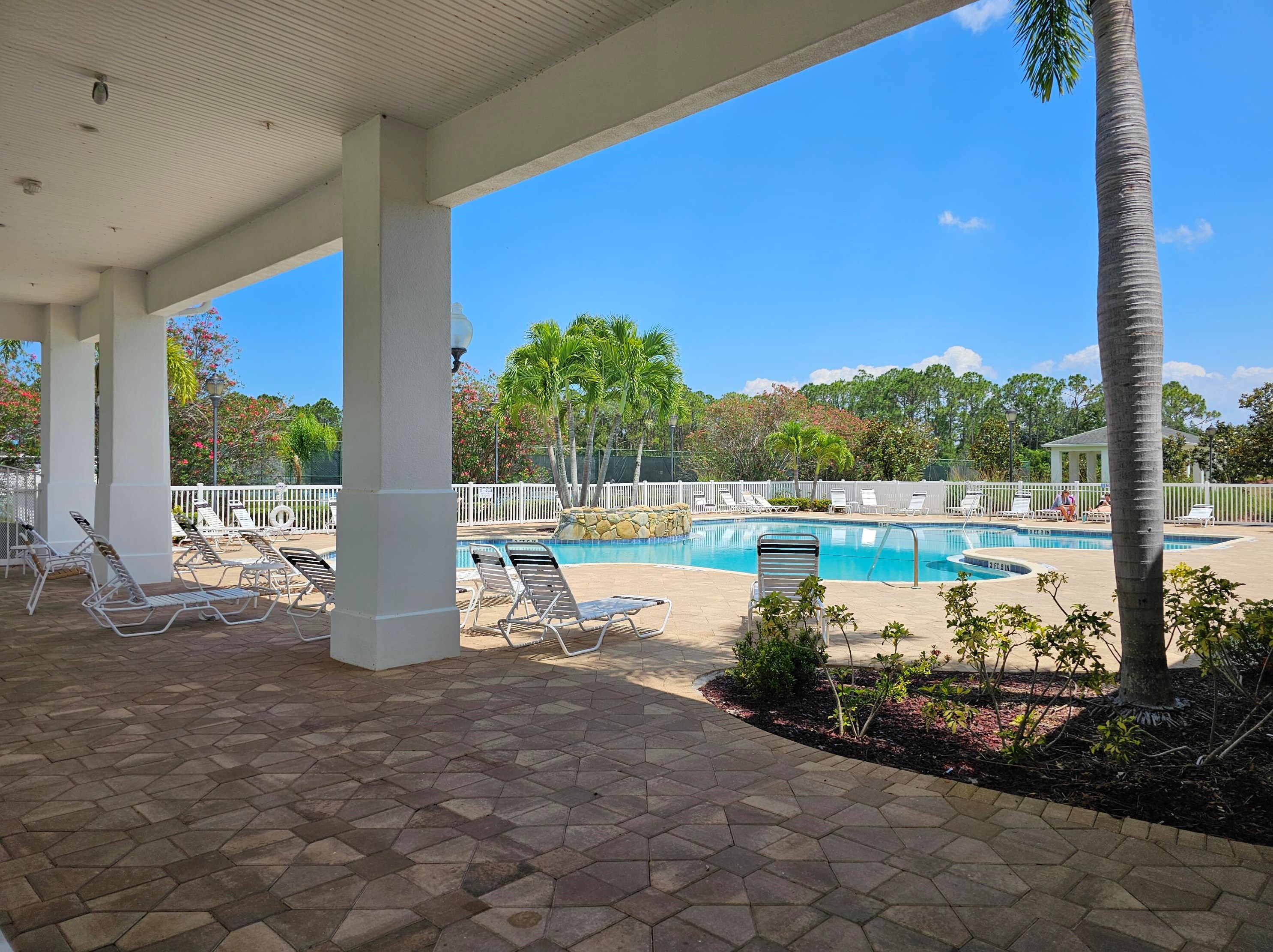 325 Abernathy Cir, Melbourne FL  32909-2347 exterior