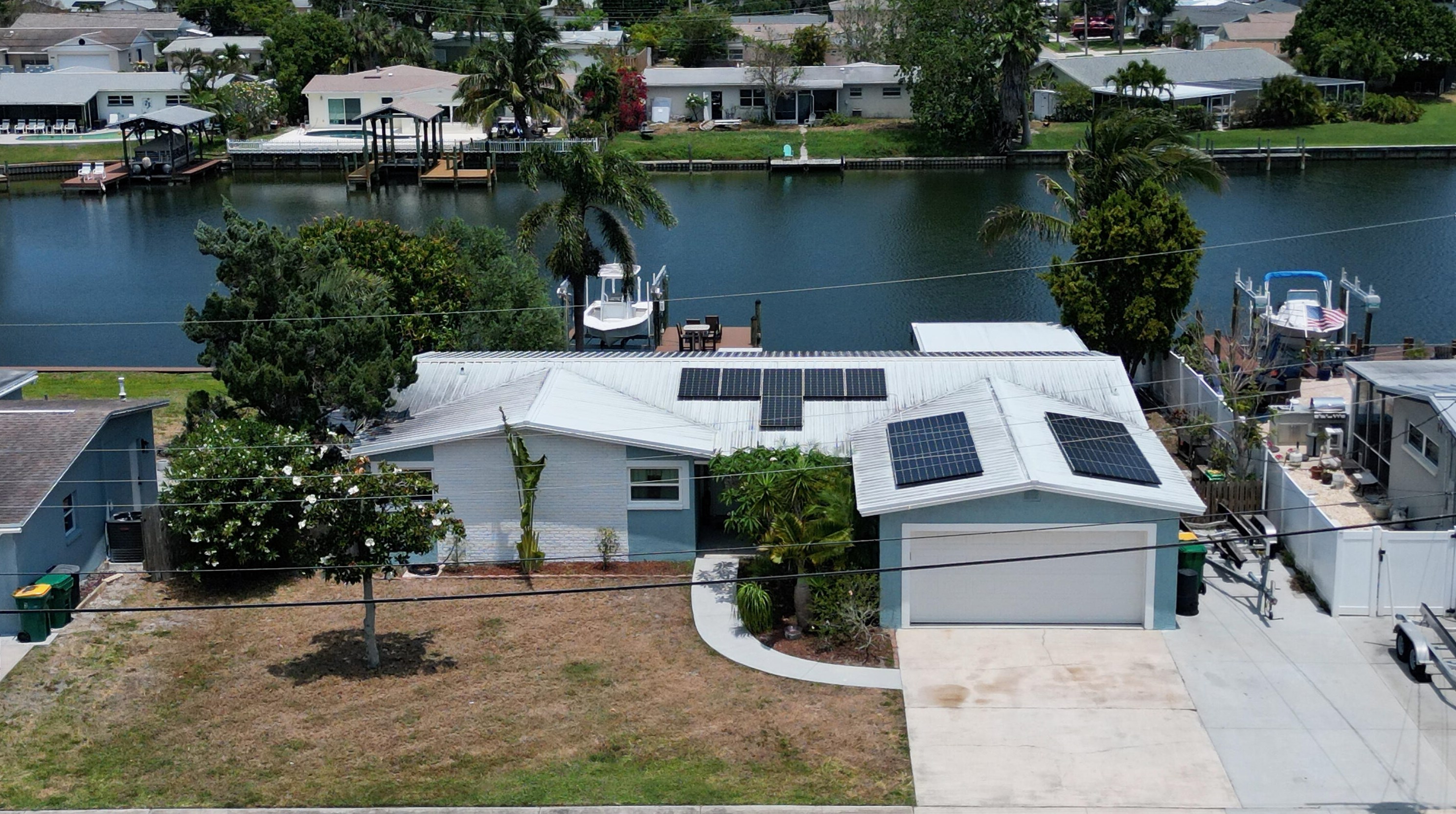 200 Tiki Dr, Merritt Island FL 32953-2405 exterior