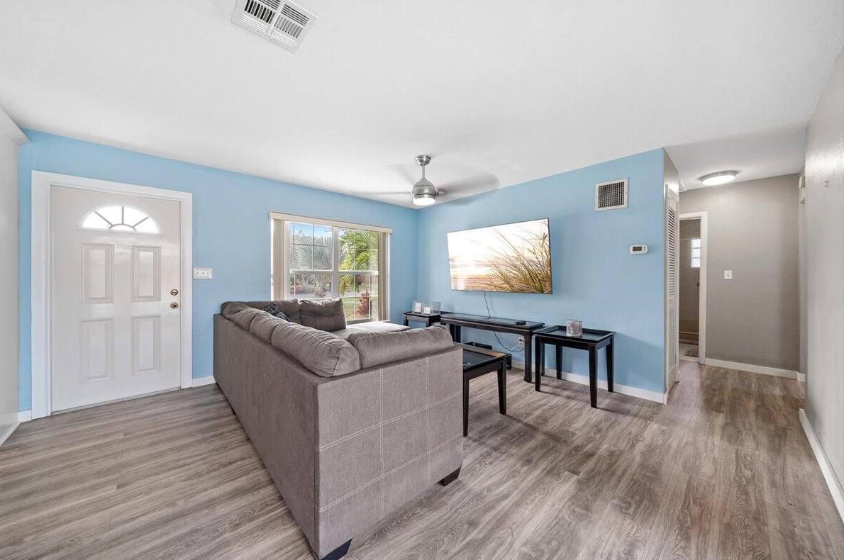 502 Kennwood Ave, Merritt Island FL 32952-3784 exterior