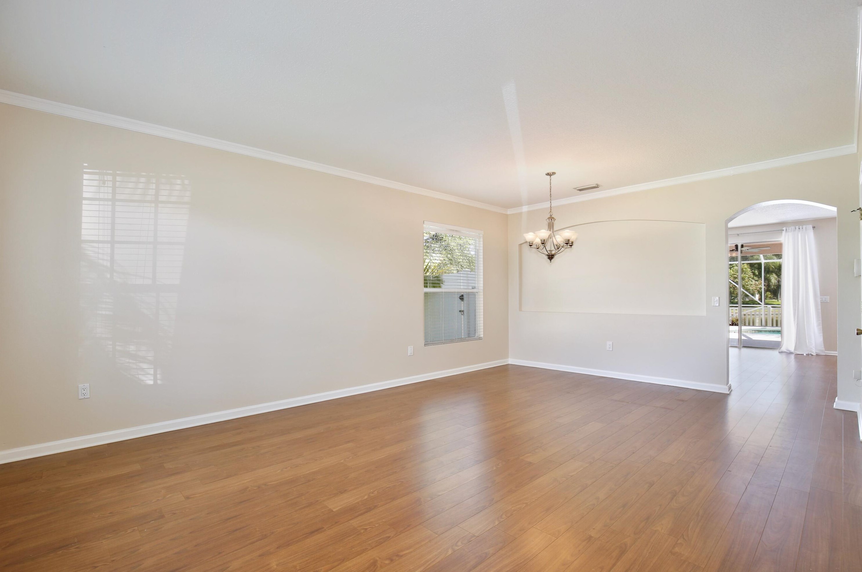 2592 Glasbern Cir, Melbourne FL  32904-8073 exterior