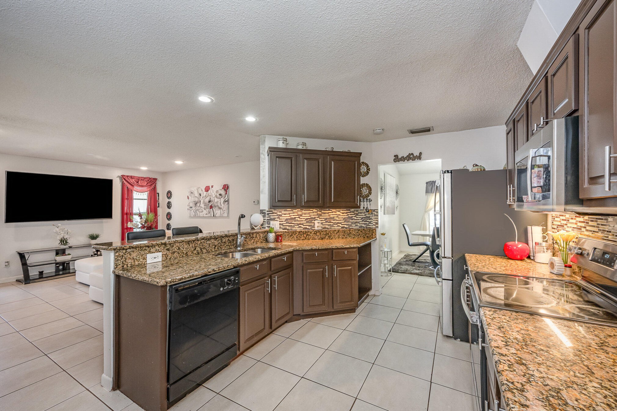 1635 Napanee St, Melbourne FL  32907-8027 exterior