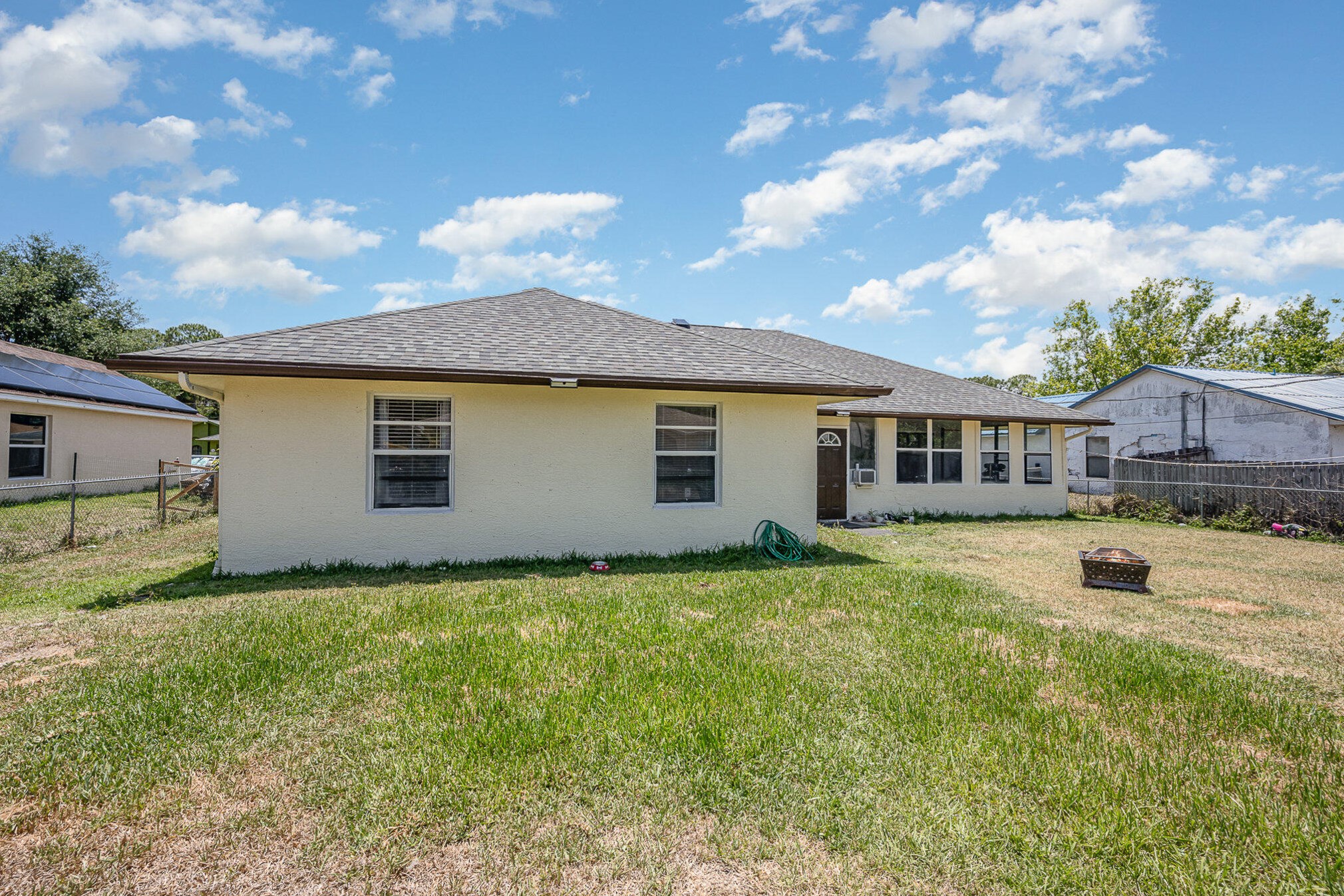 1635 Napanee St, Melbourne FL  32907-8027 exterior