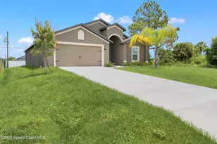 543 Lafayette St SW, Palm Bay, FL 32908 - Photo 3