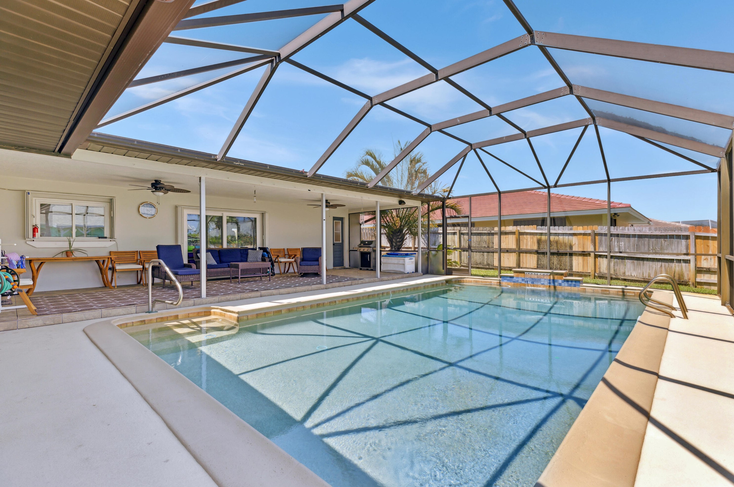 464 Sailfish Cv, Melbourne FL  32937-3723 exterior