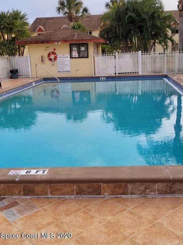 2100 Forest Knoll Dr, Melbourne FL  32905-4652 exterior