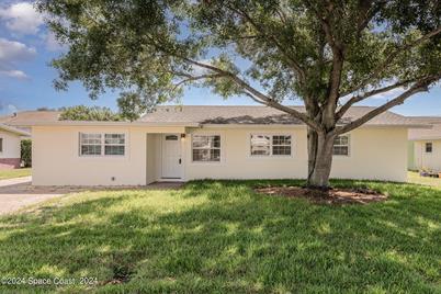 410 4th Street, Merritt Island, FL 32953 - Photo 1