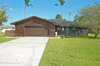 291 Christmas Avenue SE, Palm Bay, FL 32909 - Photo 1