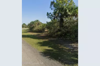 3061 Madden Avenue SW, Palm Bay, FL 32908 - Photo 3