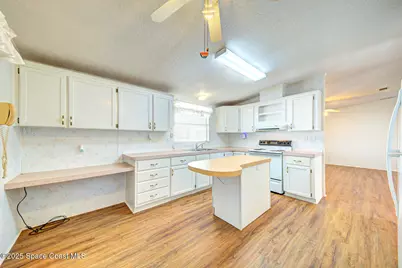 122 Aquarius Terrace #29, Cocoa, FL 32926 - Photo 5