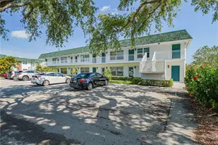 2800 Indian River Blvd, Vero Beach, FL 32960 - Photo 3