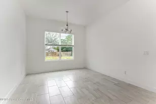 557 Castana Ave SE, Palm Bay, FL 32909 - Photo 9