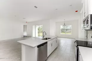 557 Castana Ave SE, Palm Bay, FL 32909 - Photo 15