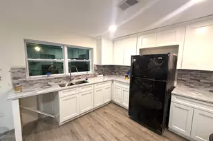 3259 Sea Oats Cir, Melbourne Beach, FL 32951 - Photo 5