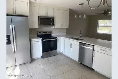 2110 Whiteside Avenue SE, Palm Bay, FL 32909 - Photo 3