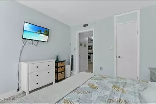 4800 Ocean Beach Blvd, Cocoa Beach, FL 32931 - Photo 25