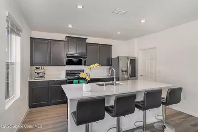 1085 Newton Circle, Rockledge, FL 32955 - Photo 5