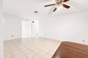 2618 Watkins Dr, Melbourne, FL 32901 - Photo 9