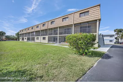 7101 Ridgewood Avenue #104, Cape Canaveral, FL 32920 - Photo 3