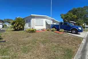 861 Pecan Cir, Barefoot Bay, FL 32976 - Photo 1