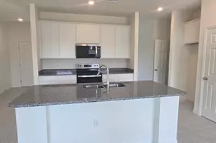 530 Breakwater St SE, Palm Bay, FL 32909 - Photo 3