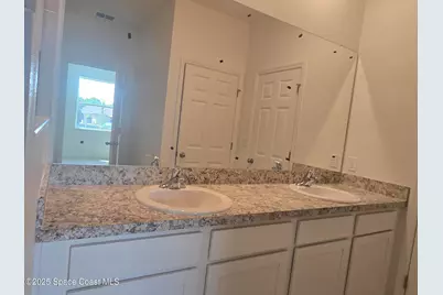 530 Breakwater Street SE, Palm Bay, FL 32909 - Photo 5