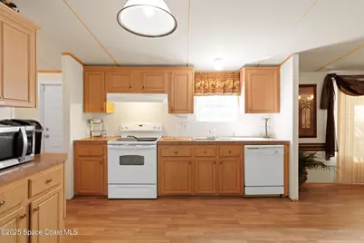 164 S Elm Street, Fellsmere, FL 32948 - Photo 13