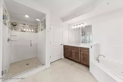 1465 S Harbor City Boulevard #902, Melbourne, FL 32901 - Photo 19