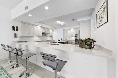 1465 S Harbor City Boulevard #902, Melbourne, FL 32901 - Photo 9