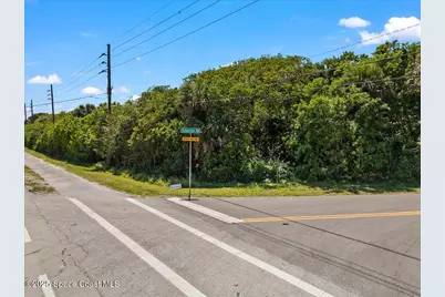 101 Seagrape Road, Melbourne Beach, FL 32951 - Photo 5